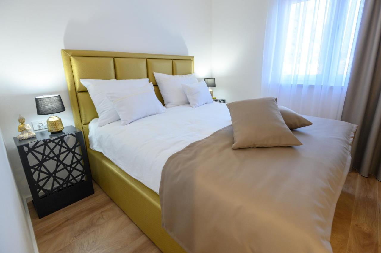 Luxury Apartments Leonika Bibinje Buitenkant foto